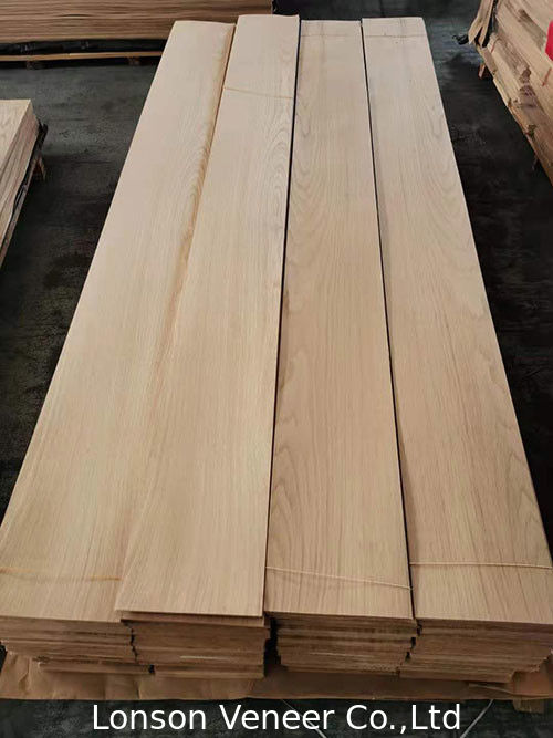 Rift Sawn White Oak Veneer Laminated 2mm Wood Veneer Apply To Door Leaf