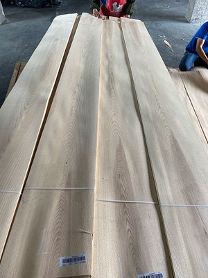 0.45mm Quarter Crown Cut White Ash Wood Panel Veneer, Grade Panel C, Thickness Tolerance +/-0.02MM